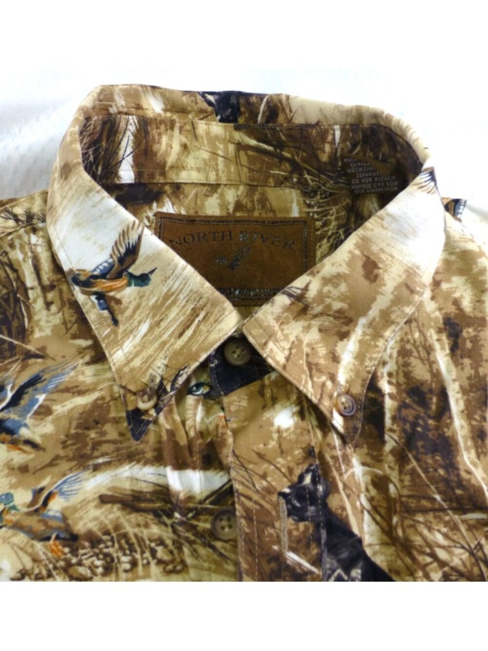 North River Mens Hunting-Themed Button-Up Shirt L 100% Cotton Brown Dogs & Ducks - Picture 3 of 15